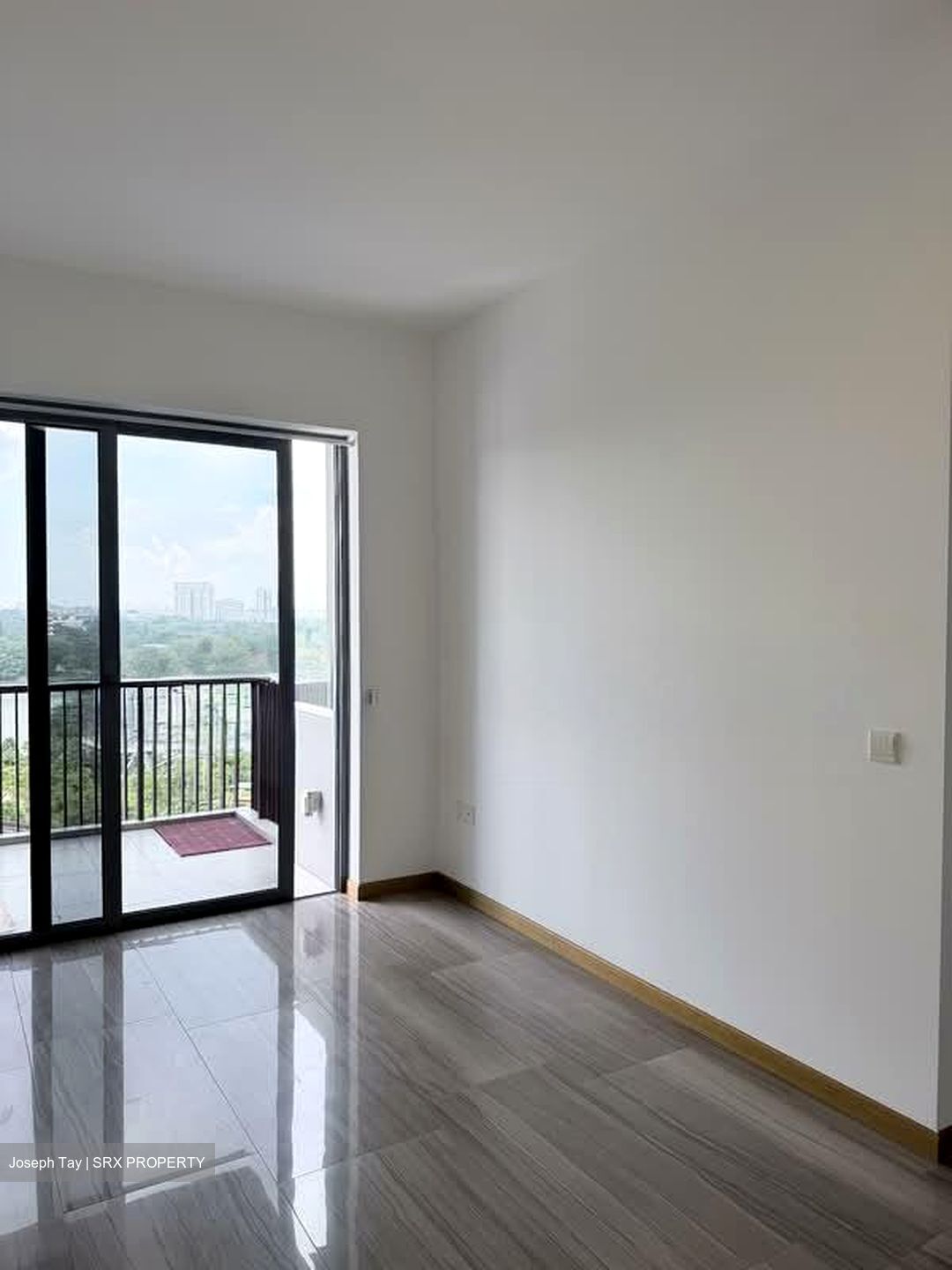Lakeville (D22), Condominium #553005151